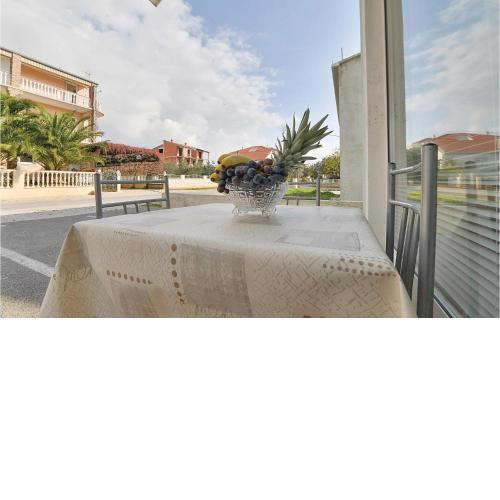1 Bedroom Amazing Apartment In Biograd