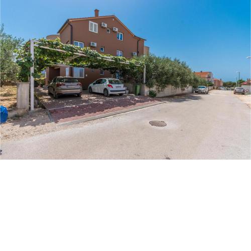1 Bedroom Amazing Apartment In Pakostane