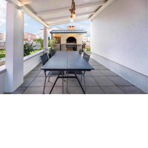 1 Bedroom Beautiful Apartment In Biograd Na Moru