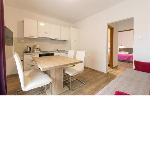 1 Bedroom Beautiful Apartment In Lopar