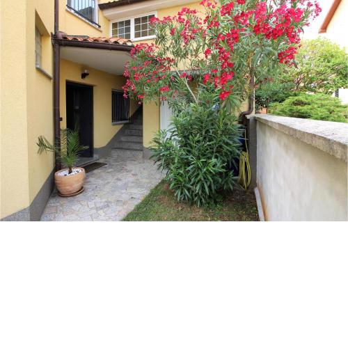 1 Bedroom Beautiful Apartment In Pula