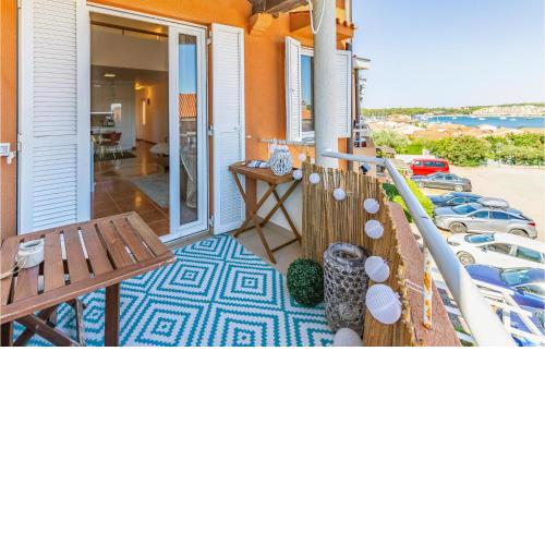 1 Bedroom Lovely Apartment In Volme