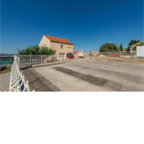 1 Bedroom Stunning Apartment In Zadar