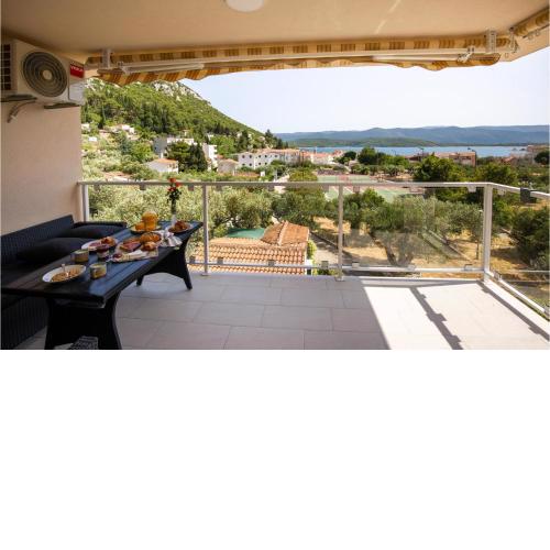 2 Bedroom Amazing Apartment In Klek