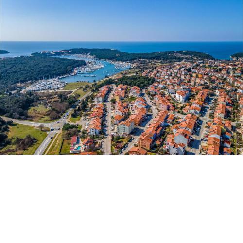 2 Bedroom Amazing Home In Pula