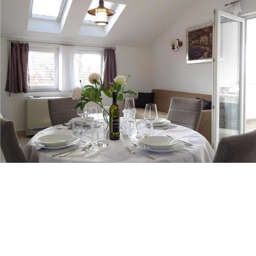 2 Bedroom Awesome Apartment In Zadar