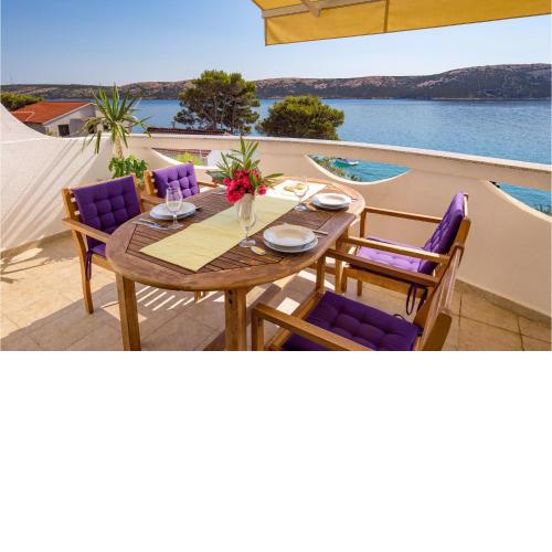 2 Bedroom Beautiful Apartment In Stara Novalja