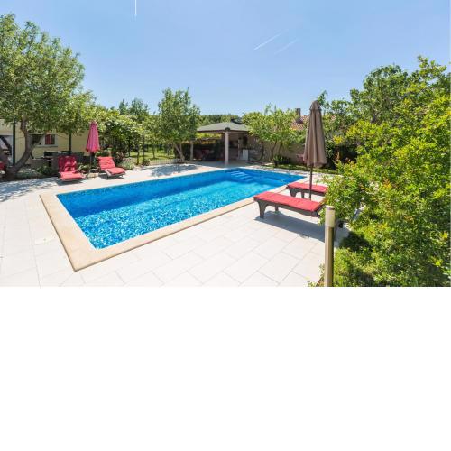 2 Bedroom Beautiful Home In Pula