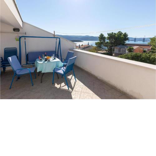 2 Bedroom Gorgeous Apartment In Klek