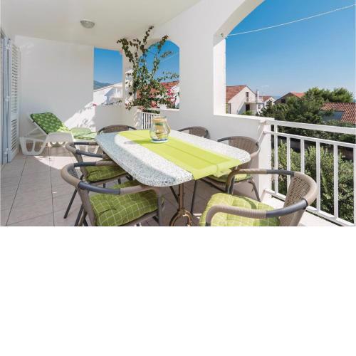 2 Bedroom Gorgeous Apartment In Orebic