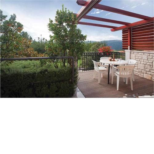 2 Bedroom Gorgeous Apartment In Rabac