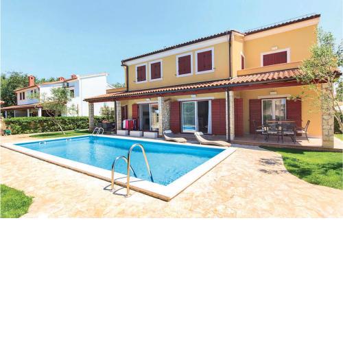 2 Bedroom Gorgeous Apartment In Volme