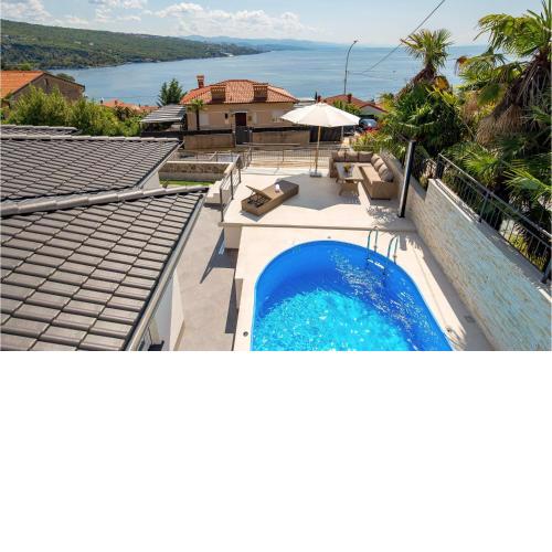2 Bedroom Gorgeous Home In Volosko