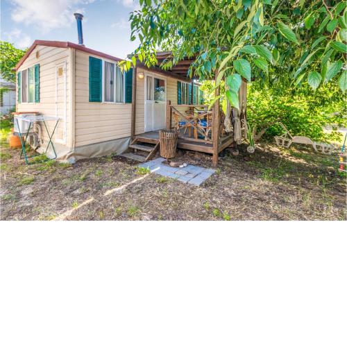 2 Bedroom Nice Home In Turanj