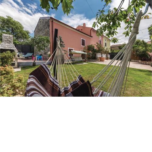 2 Bedroom Stunning Home In Pula