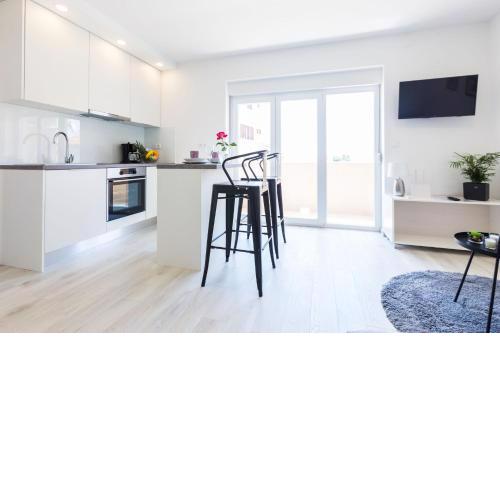 2sis 2 apartments
