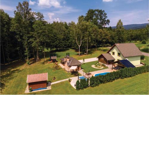 3 Bedroom Beautiful Home In Brestovac