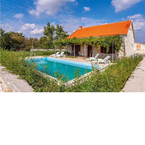 3 Bedroom Gorgeous Home In Biograd Na Moru