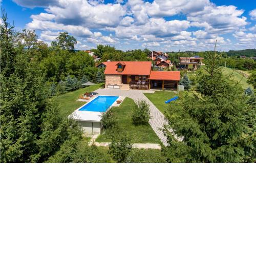 3 Bedroom Lovely Home In Hrnjanec