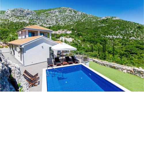 4 Bedroom Awesome Home In Zaton