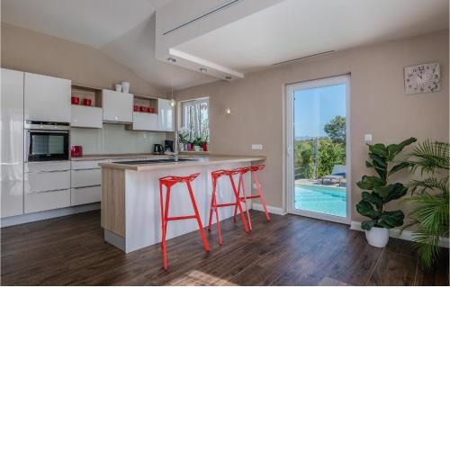 4 Bedroom Gorgeous Home In Krk