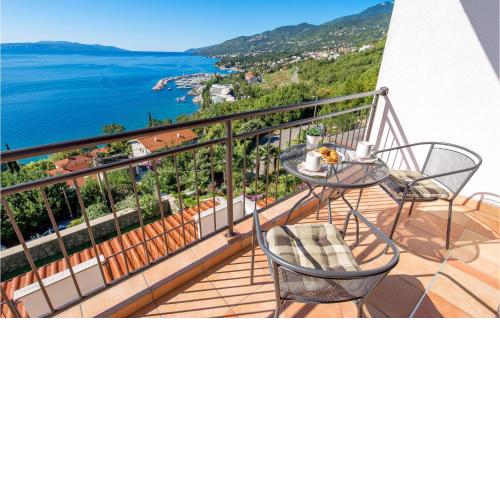 4 Bedroom Nice Apartment In Opatija