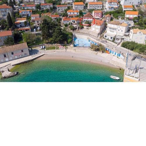 A1-apartment 50m from the beach with the sea view