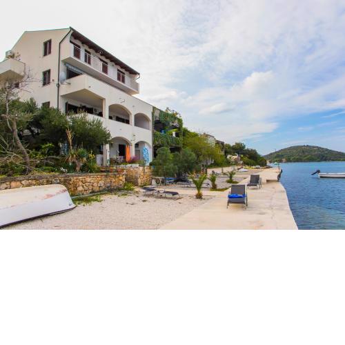 Adria Maja apartmani Luka Dubrava