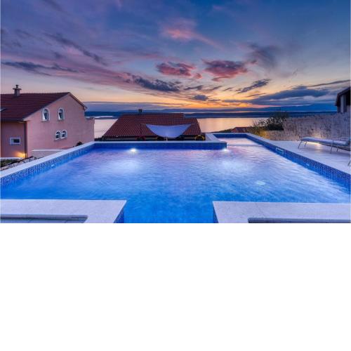 Amazing Apartment In Dramalj With Wifi