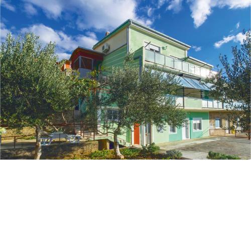 Amazing Apartment In Dugi Rat With Kitchen