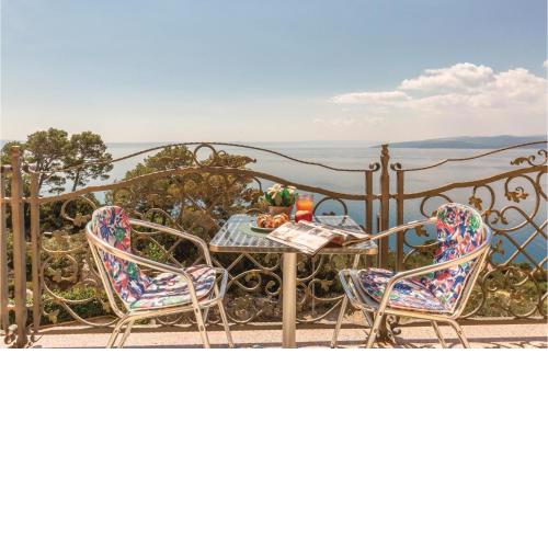 Amazing Apartment In Krvavica With Wifi