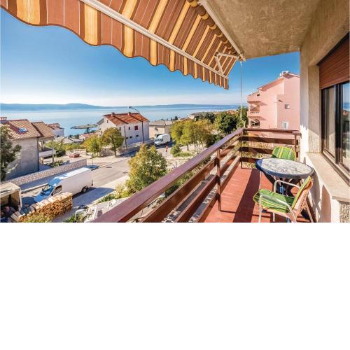Amazing Apartment In Novi Vinodolski With Kitchen