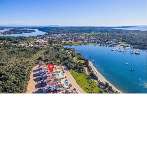 Amazing Apartment In Pula With Wifi