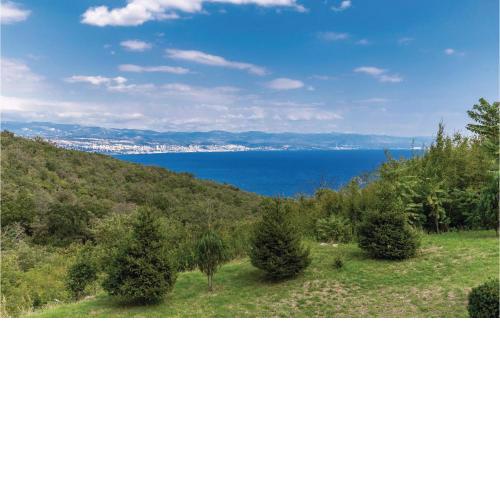Amazing Home In Icici With House Sea View