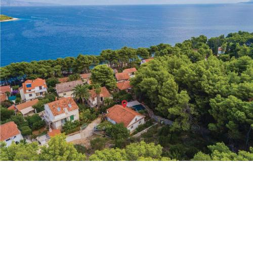 Amazing Home In Jelsa With Wifi
