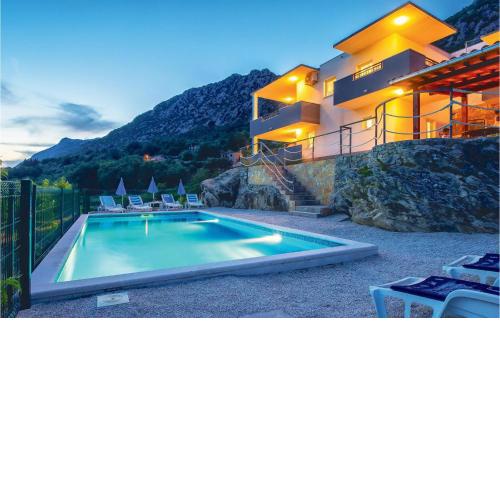 Amazing Home In Omis With 3 Bedrooms, Wifi And Outdoor Swimming Pool