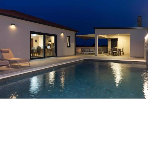 Amazing villa Ani with Pool & whirpool near the beach - WiiBuk