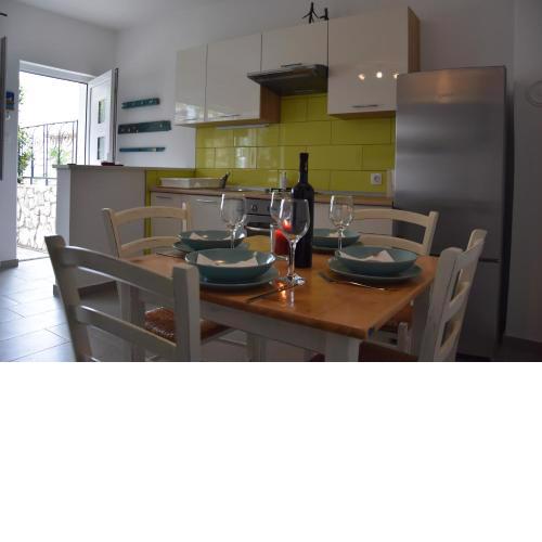 Apartman Vitamare 160 m from the beach