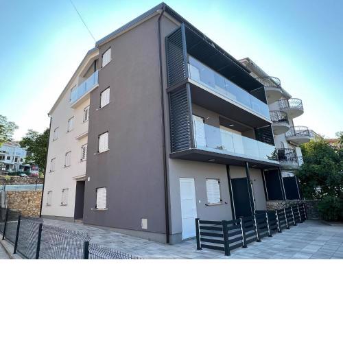 Apartmani AViS