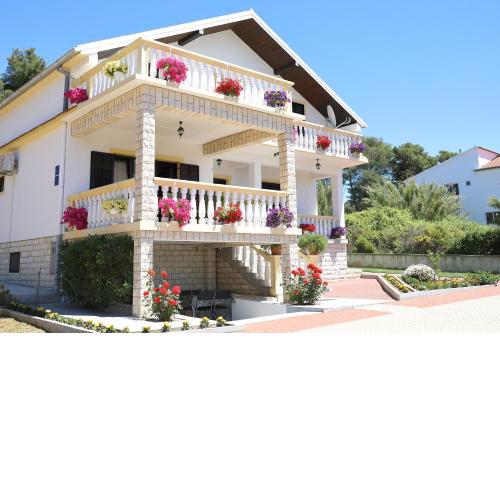Apartmani Bruno