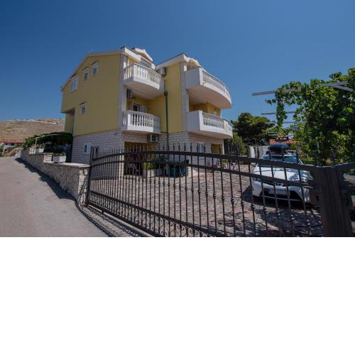 Apartmani "Mary"