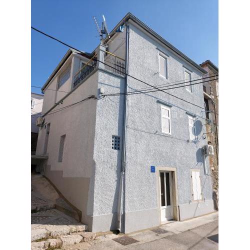 Apartmant Bionda Novi Vinodolski, cozy and nice apartment for 4 people in the city center