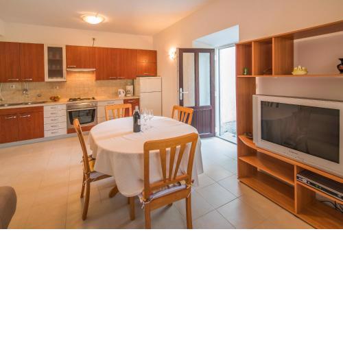Apartment Ana 1
