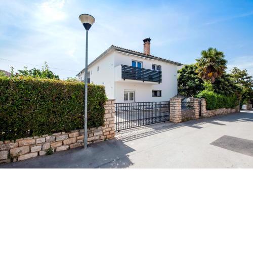 Apartment and Studio Tereza