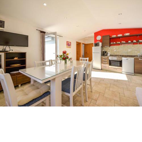 Apartment Angelina-2 by Interhome