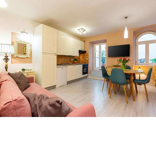 Apartment Anika Old Town