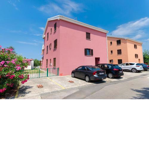 Apartment Besima