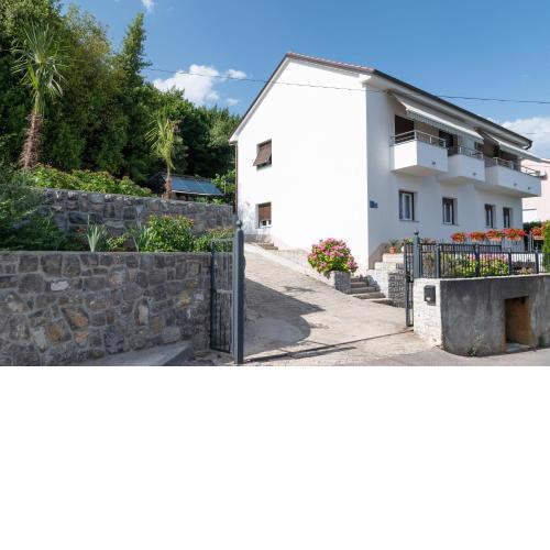 Apartment Carmen Opatija