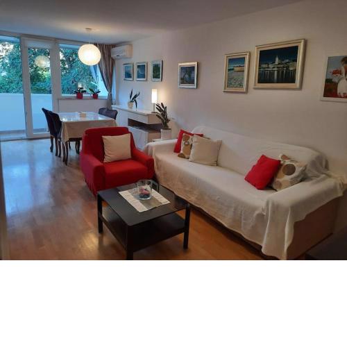 Apartment Dade