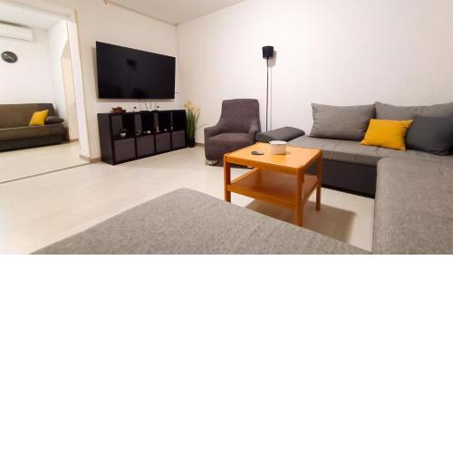 Apartment Dado